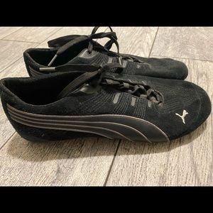 Black Puma shoes
Women’s size 10 
Very good condition
Comfortable
